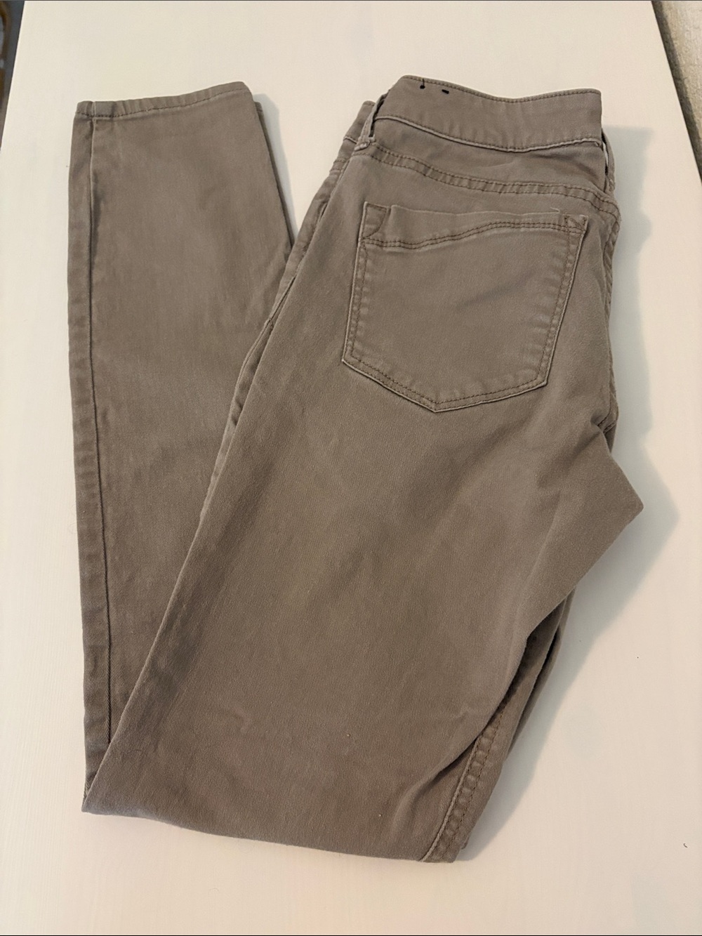 Express Women’s Taupe Skinny Jeans